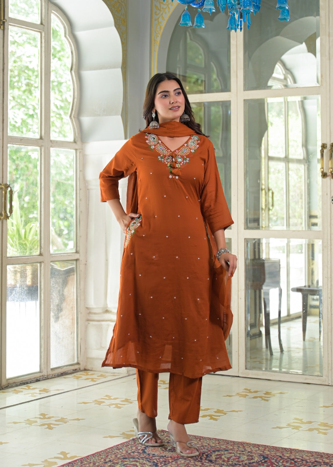 NOOAA AARNA Mirror Embroidered Kurta Set
