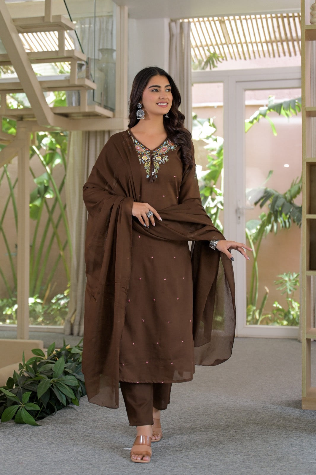 NOOAA AARNA Mirror Embroidered Kurta Set