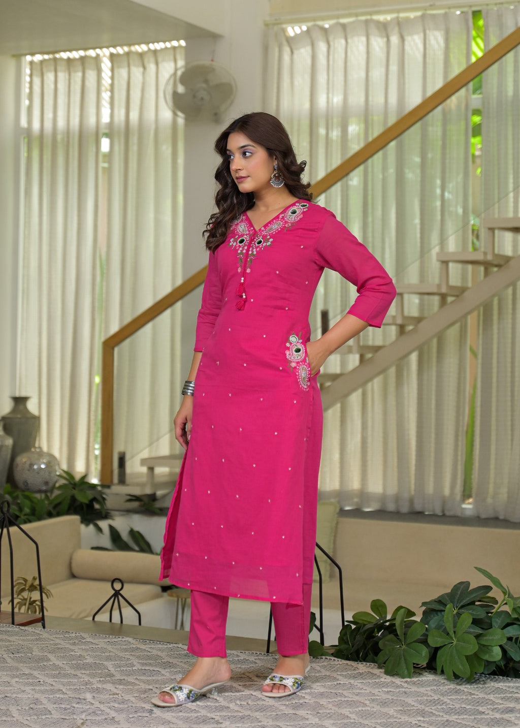 NOOAA AARNA Mirror Embroidered Kurta Set