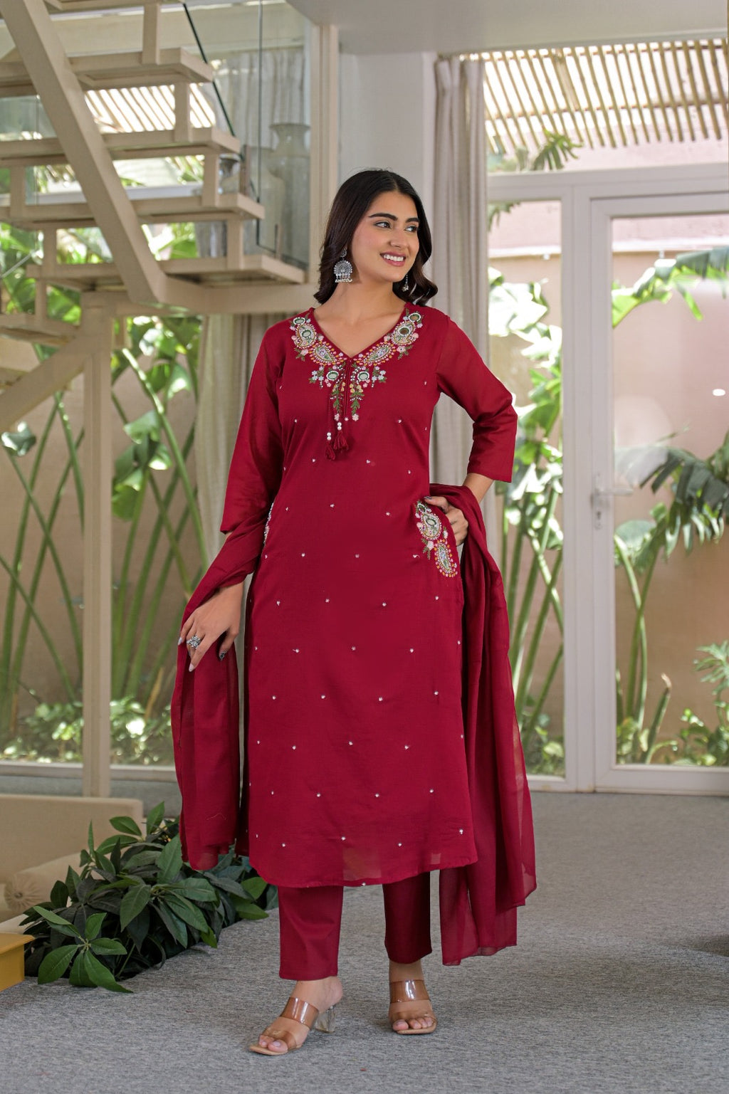 NOOAA AARNA Mirror Embroidered Kurta Set