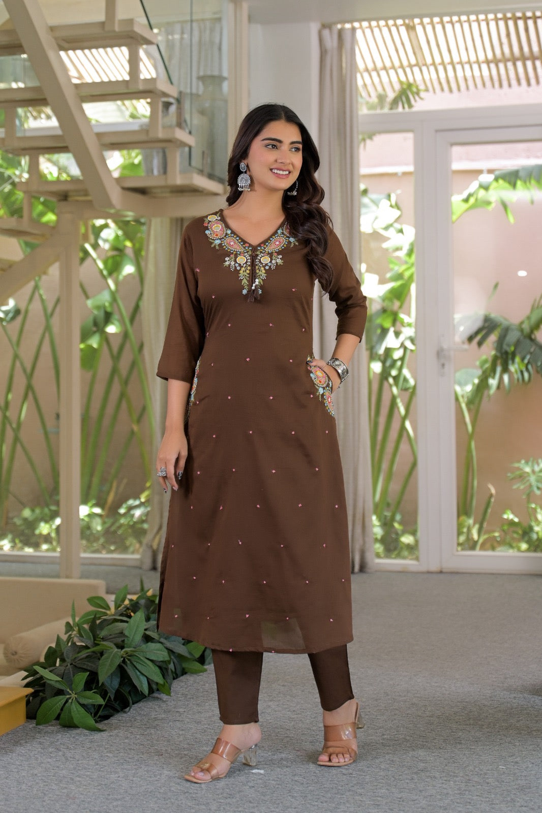NOOAA AARNA Mirror Embroidered Kurta Set
