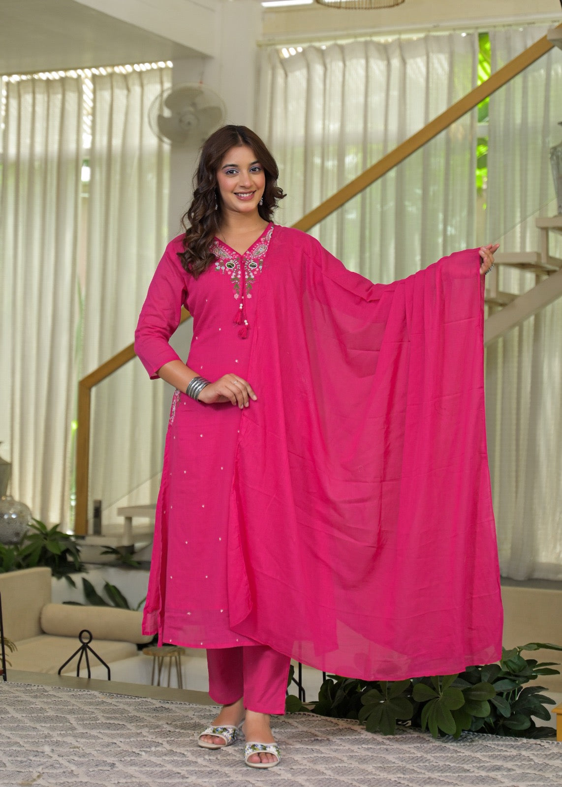 NOOAA AARNA Mirror Embroidered Kurta Set