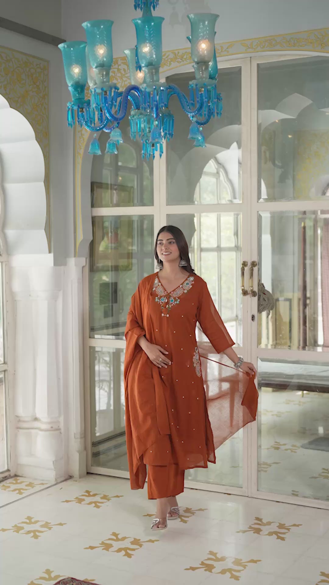 NOOAA AARNA Mirror Embroidered Kurta Set